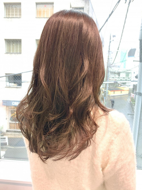 オリーブカラー×レイヤースタイル　市毛